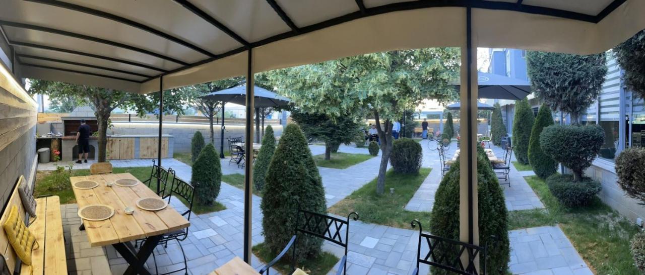 Hotel Edea Korce Exterior foto