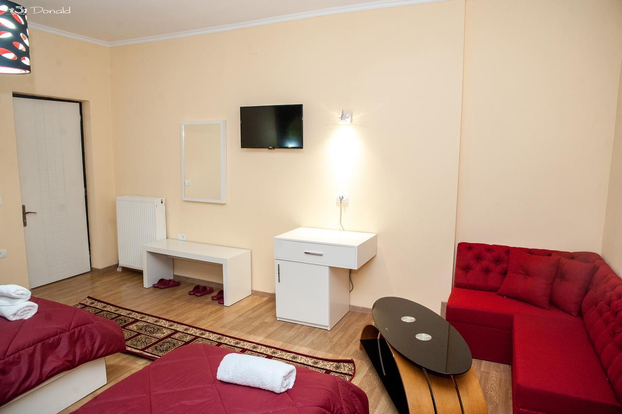 Hotel Edea Korce Exterior foto
